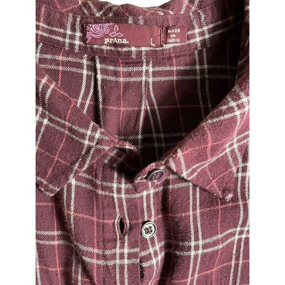 Women's PrAna Button Up Shirt Sz L Burgundy Plaid Lightweight Pockets - Picture 6 of 11